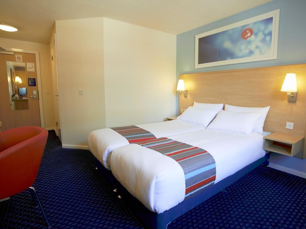 Travelodge Glasgow Airport Hotel Buitenkant foto