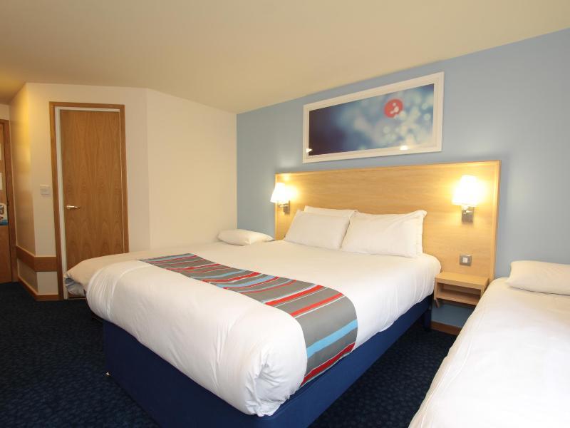 Travelodge Glasgow Airport Hotel Buitenkant foto